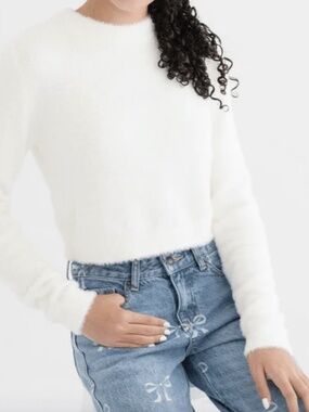 KatieJNYC Girls Mara Sweater Cropped Long Sleeve Fluffy Cream Size L